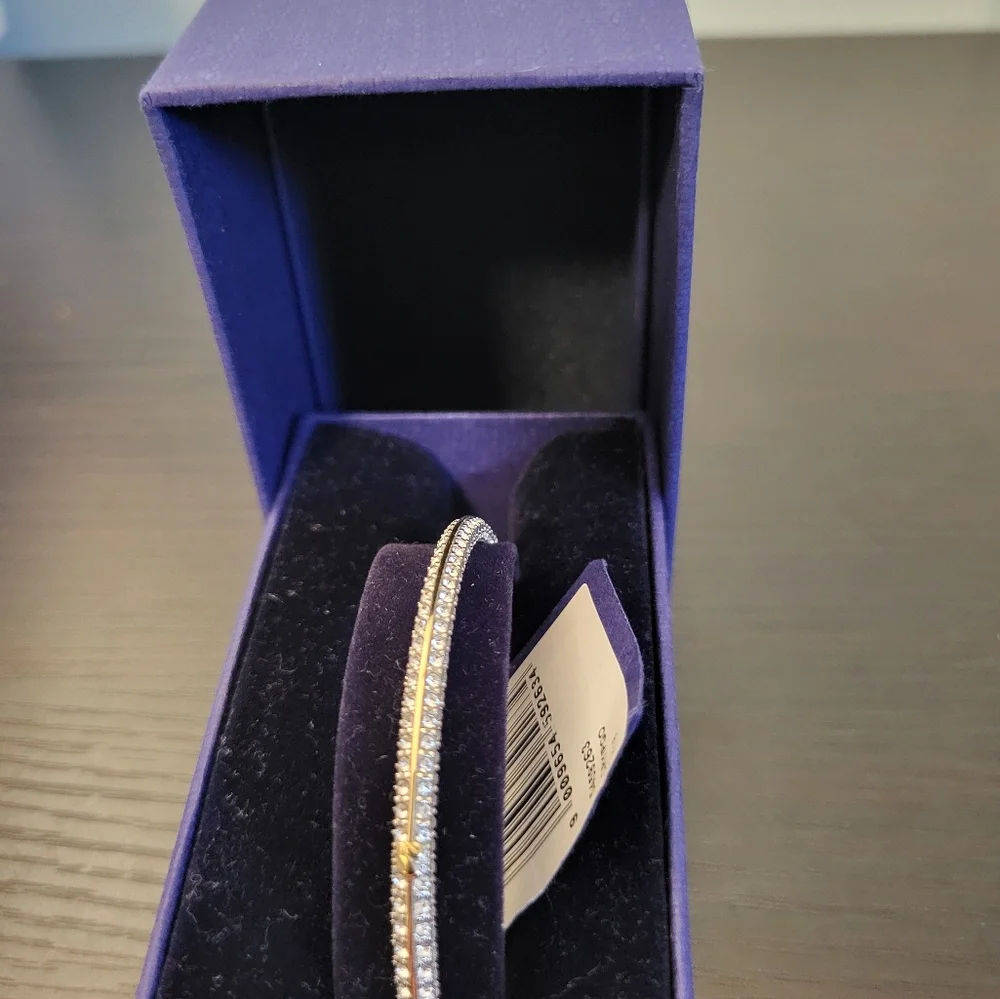Swarovski Crystal  Bangle Bracelet White - Gold Plating New In Original Box - Picture 11 of 14